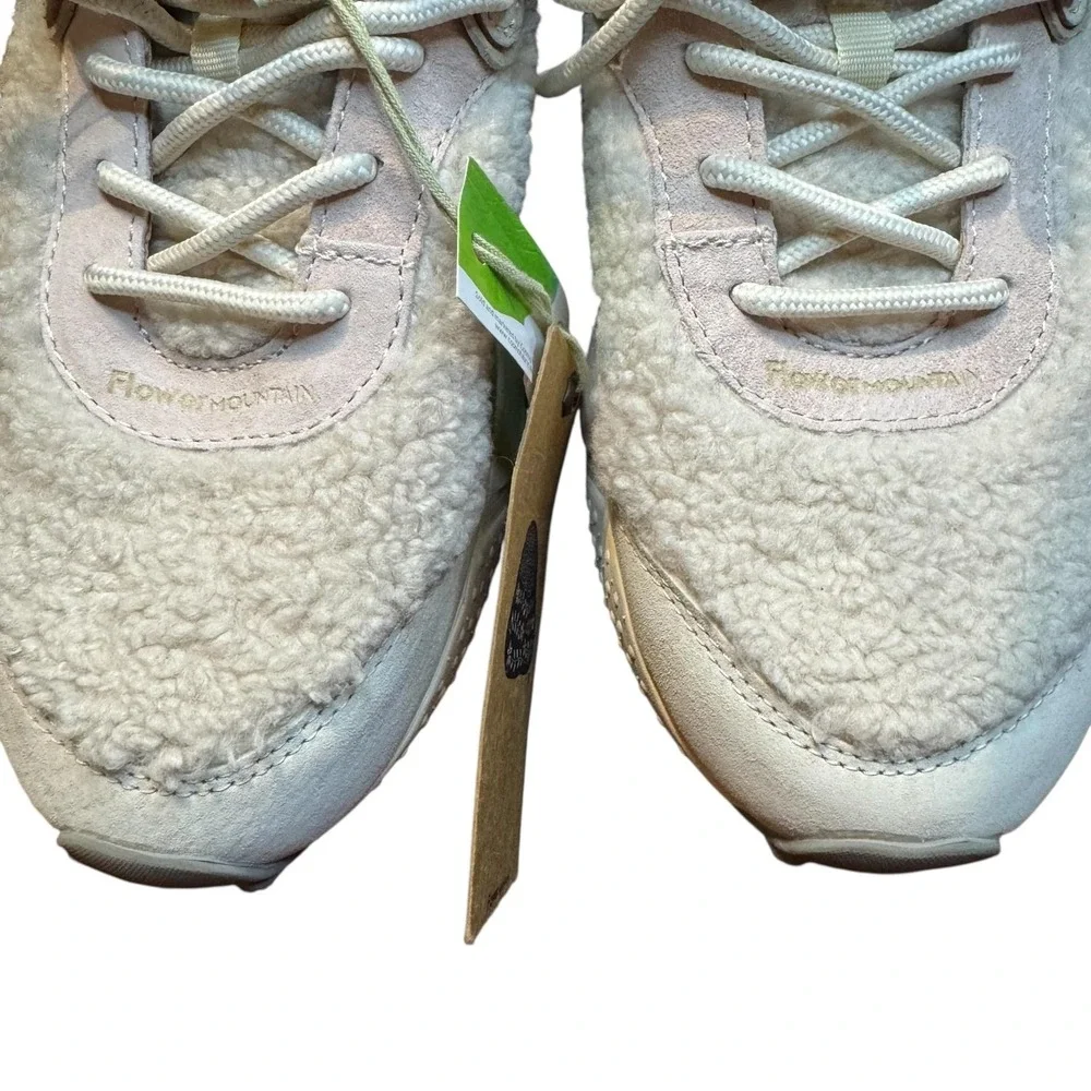 Flower Mountain Shoes‎ Womens Size 7.5 White Pink Sherpa Suede Trail FM36-3-035